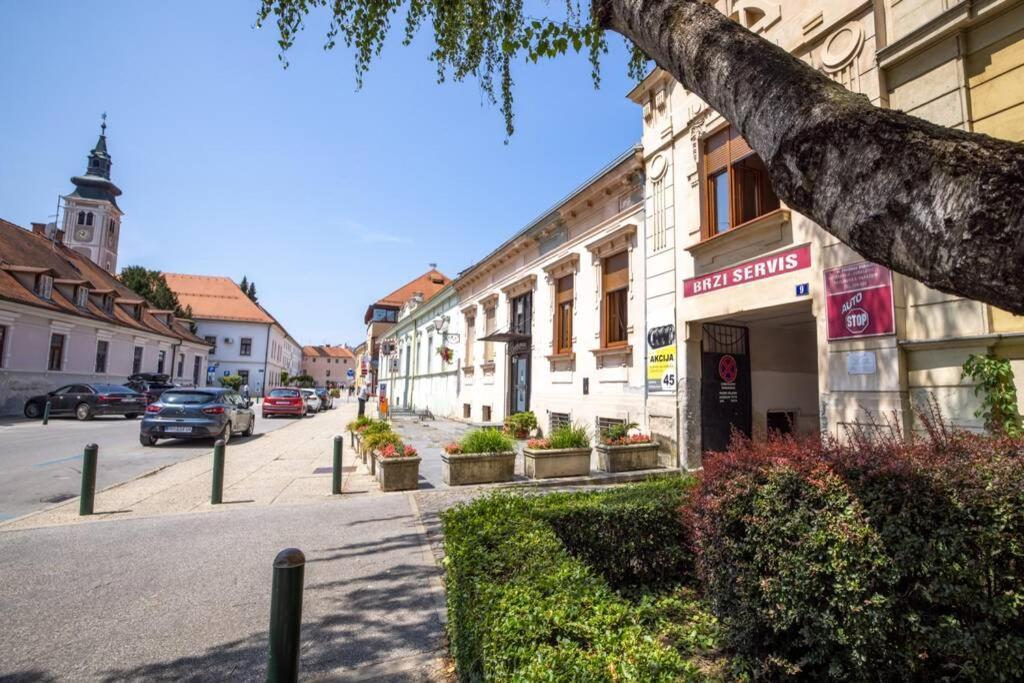 Apartman Gaudeamus Varaždin Exterior foto